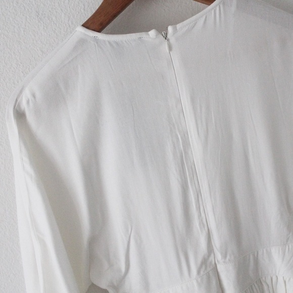 NWT LuLu’s White V Neck Flowy Wide Arm Dress L811 - Picture 6 of 7